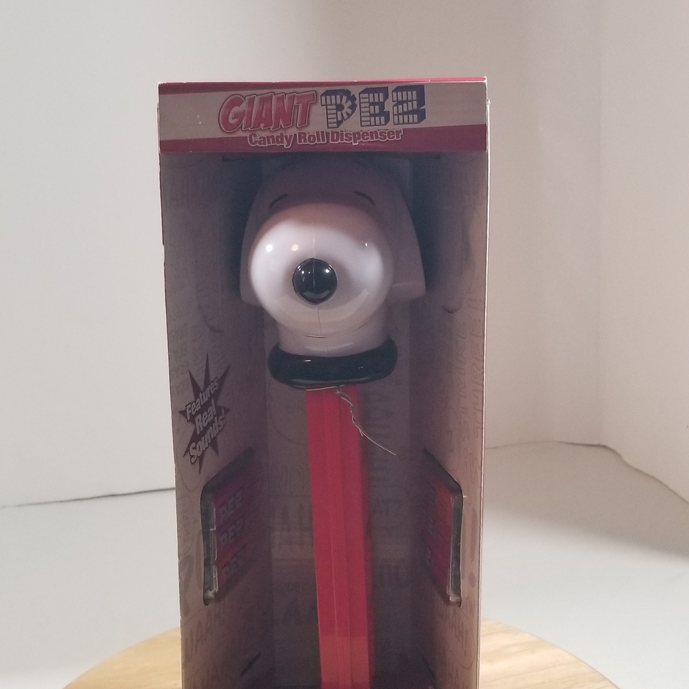 Giant 12 Inch Pez Snoopy Candy Roll Dispenser
